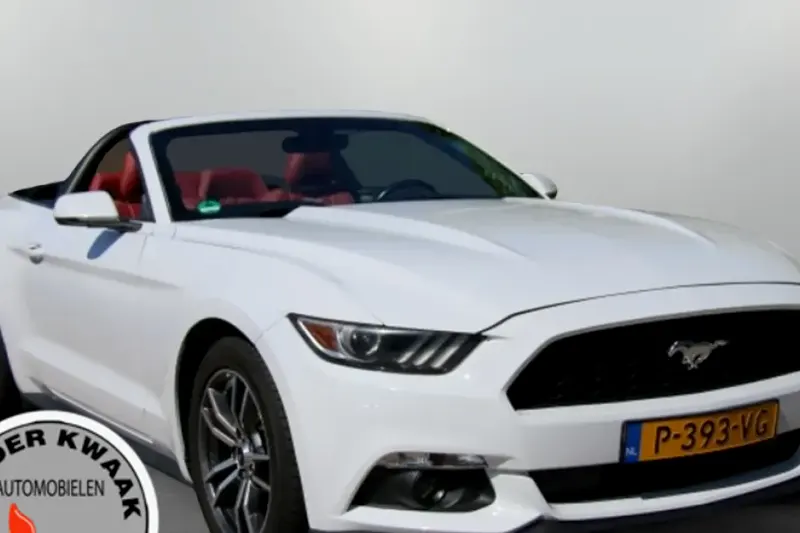 Ford Mustang (2015)
