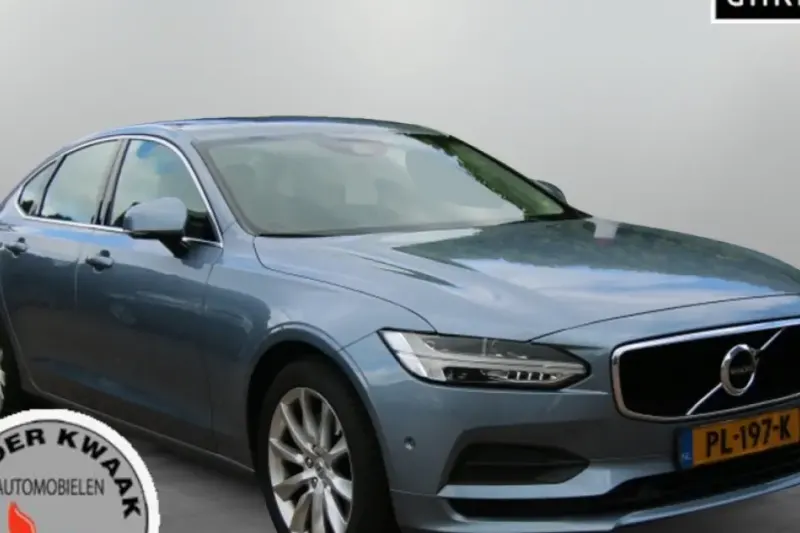Volvo S90 (2017)