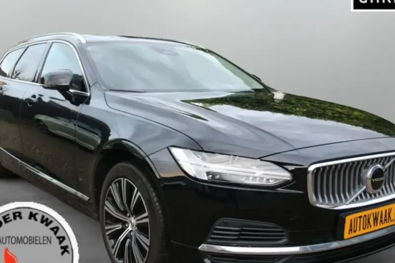 Volvo V90 (2022)