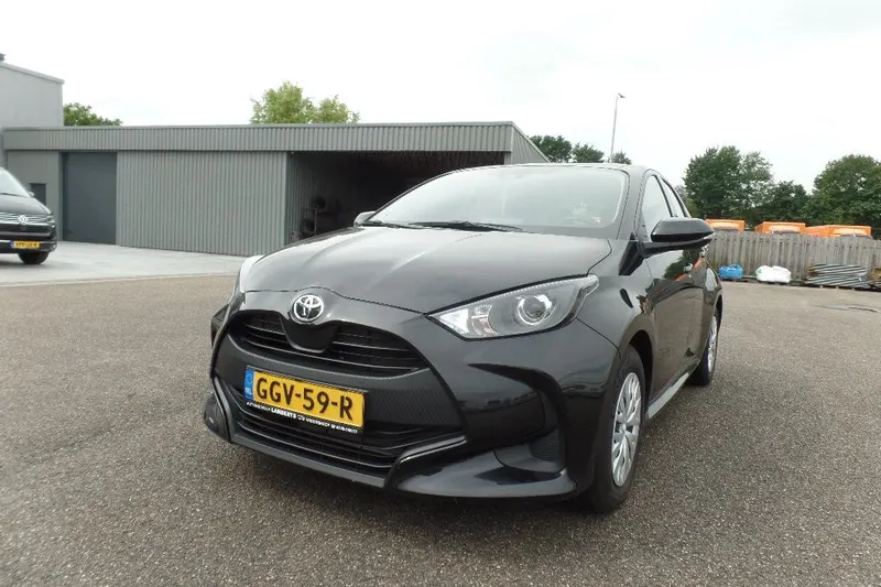 Toyota Yaris (2024)