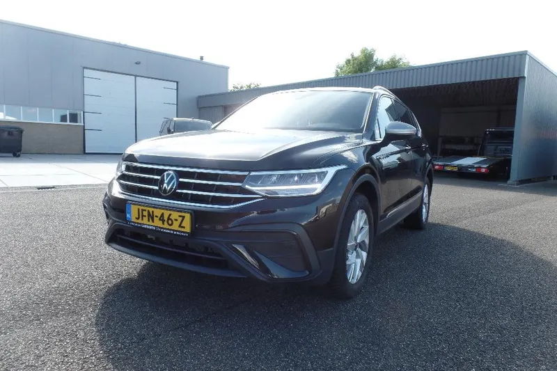 Volkswagen Tiguan (2025)