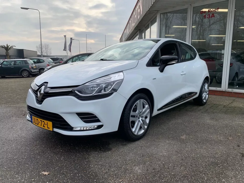 Renault Clio (2017) — foto 1