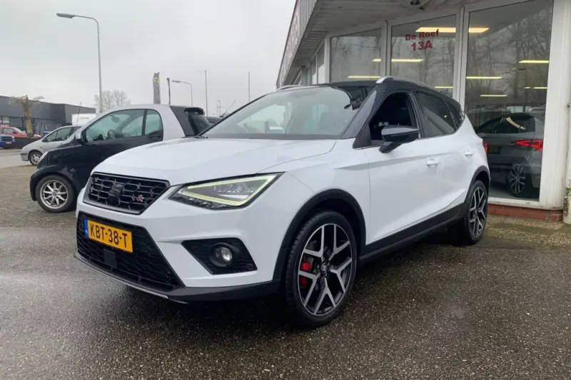 SEAT Arona (2019)
