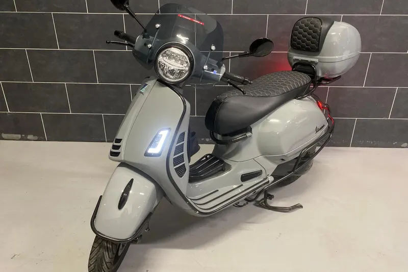 Vespa GTS 300 (2019)