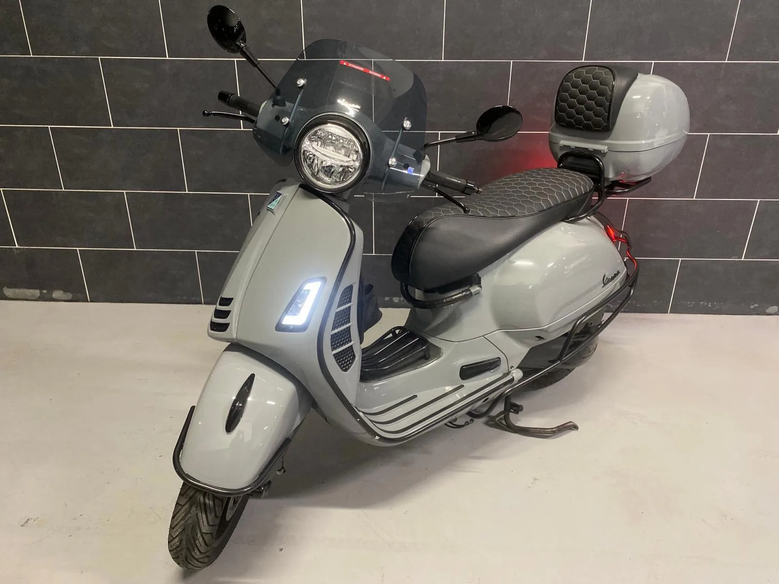 Vespa GTS 300 (2019) — foto 1