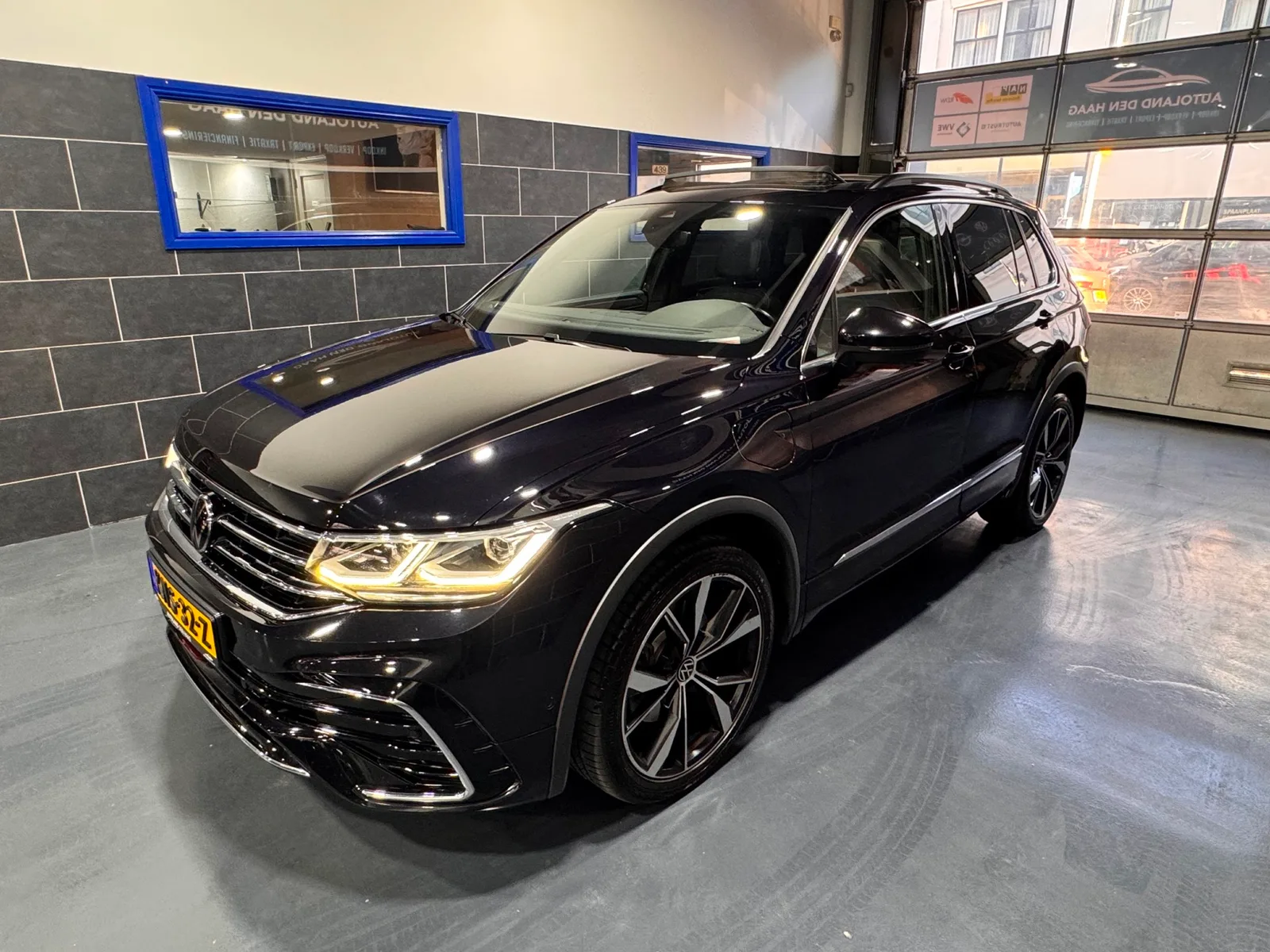 Volkswagen Tiguan (2022) — foto 1