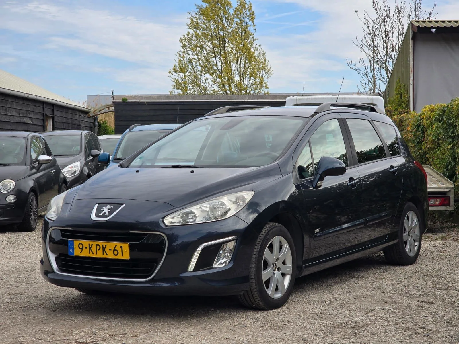 Peugeot 308 (2013) — foto 1
