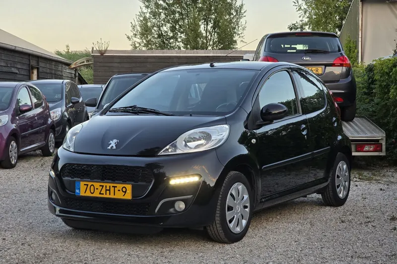 Peugeot 107 (2012)