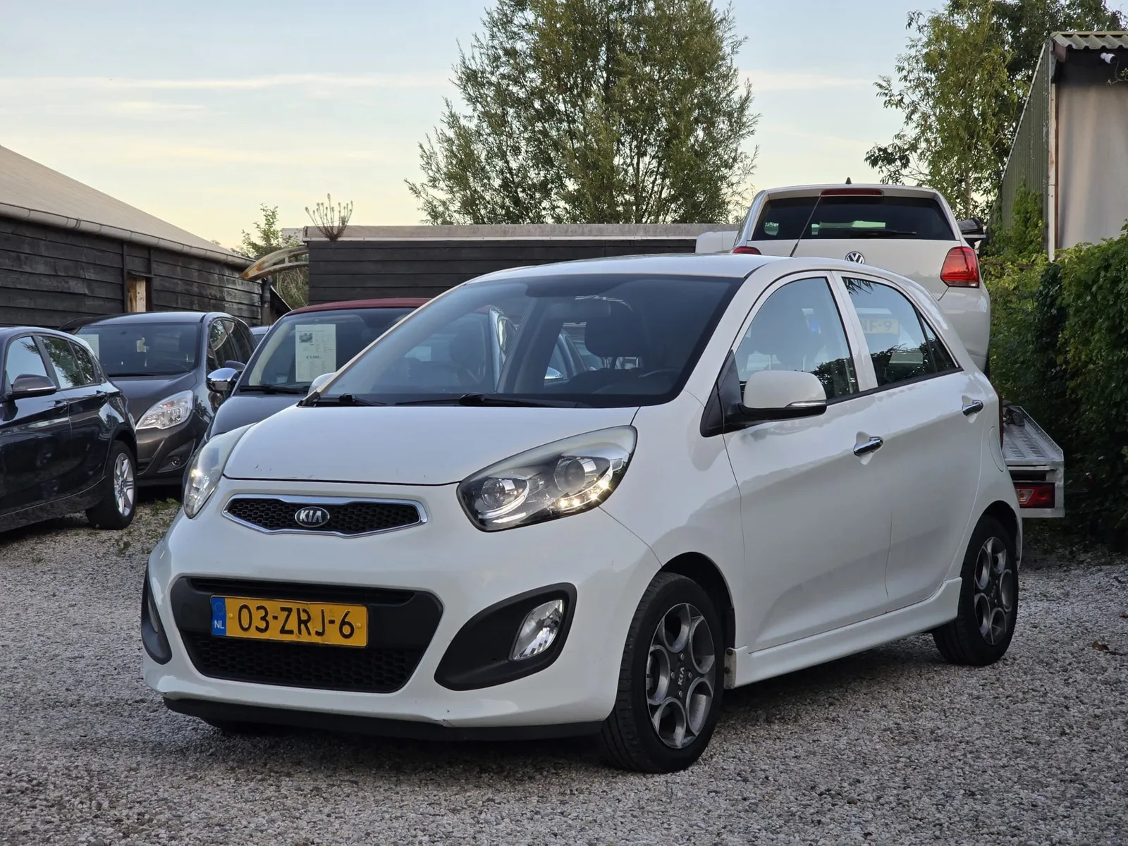 Kia Picanto (2013) — foto 1