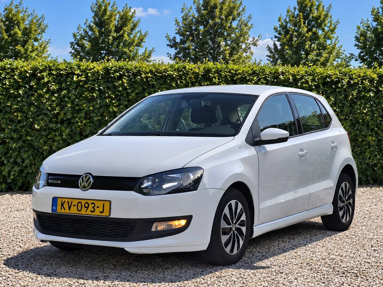 Volkswagen Polo (2016) — foto 1