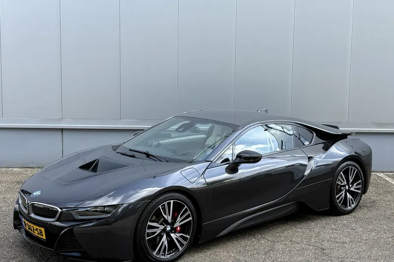 BMW I8 (2014)