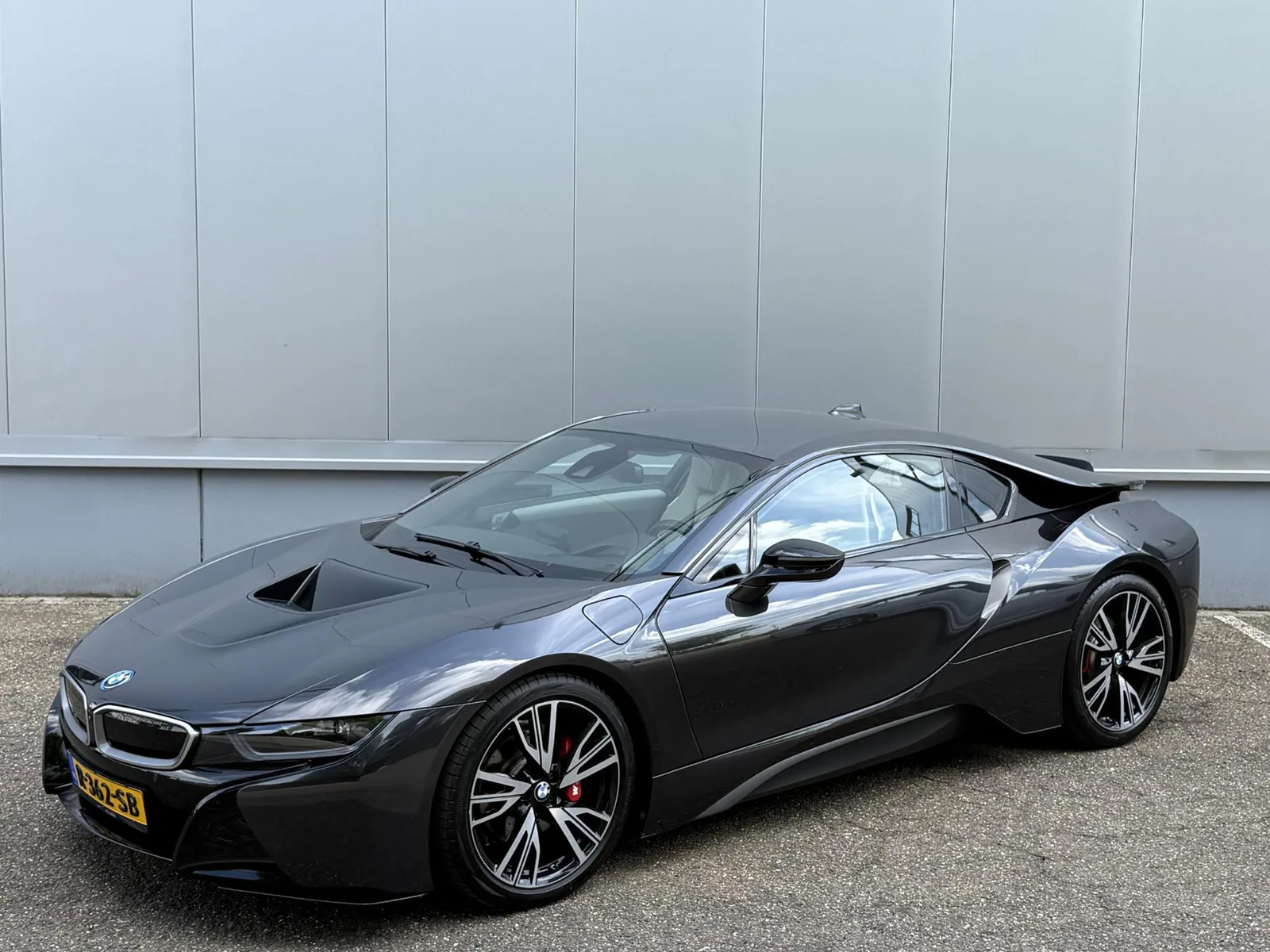 BMW I8 (2014) — foto 1