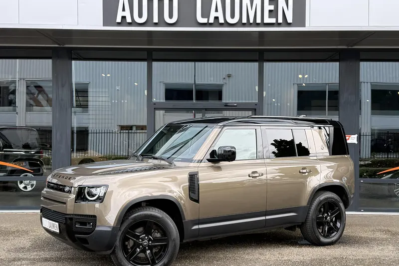 Land Rover Defender (2021)
