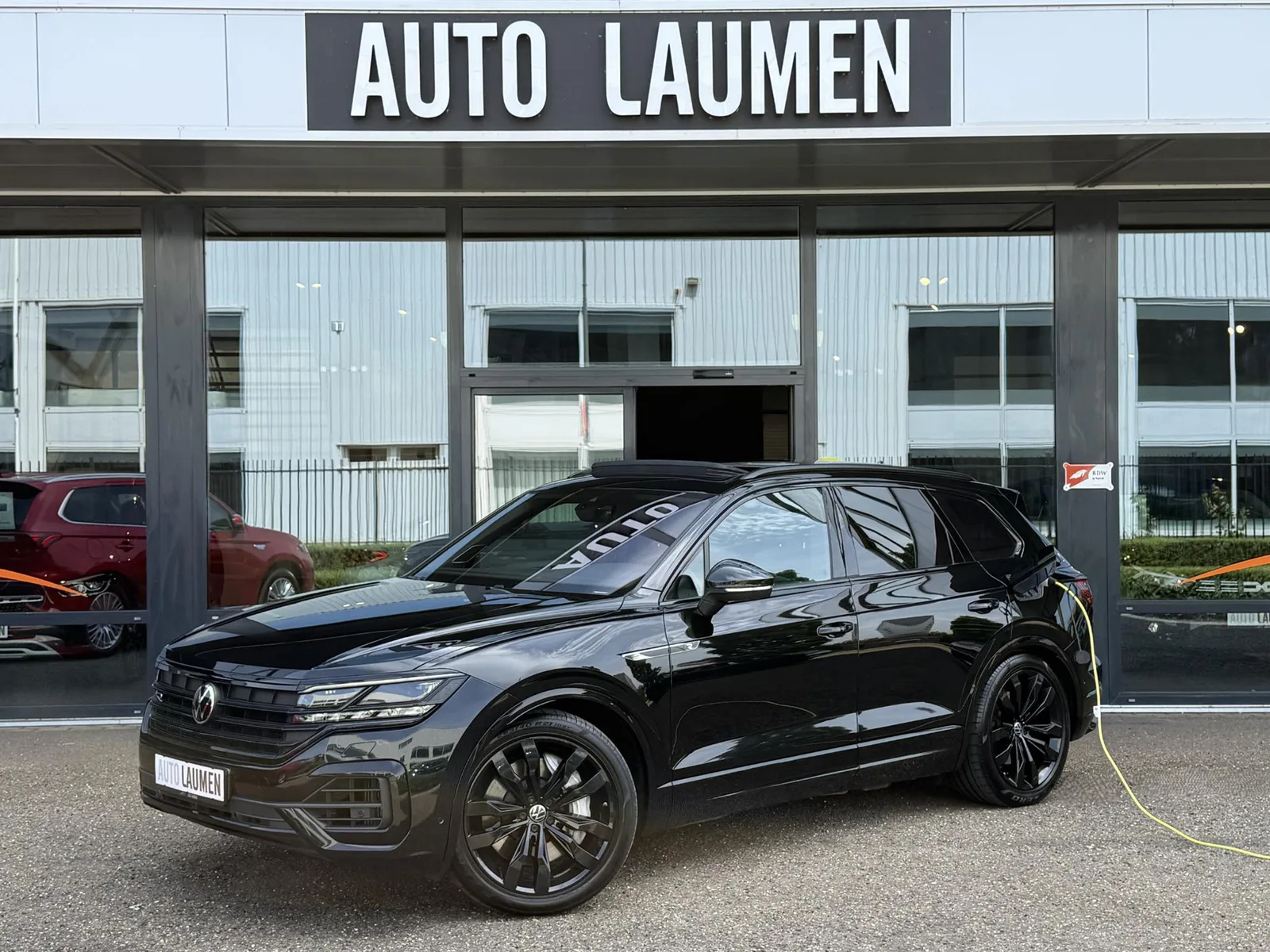 Volkswagen Touareg (2023) — foto 1