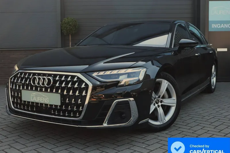 Audi A8 (2022)