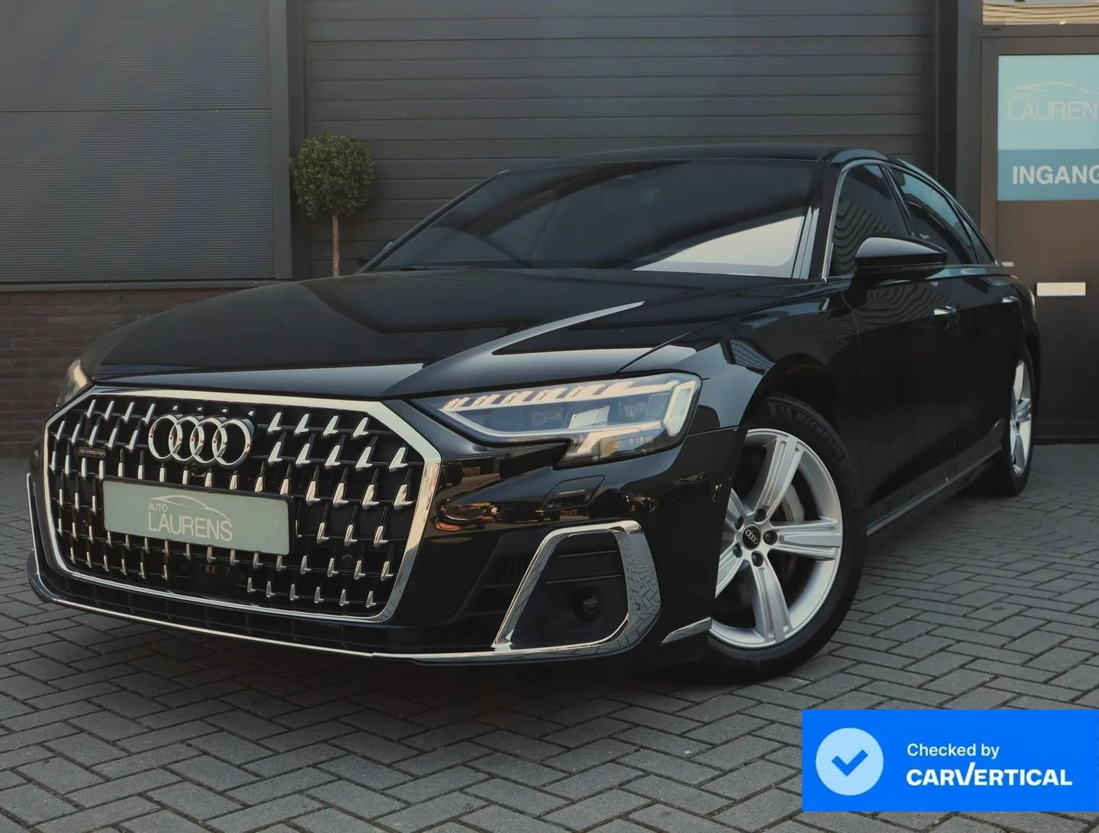 Audi A8 (2022) — foto 1