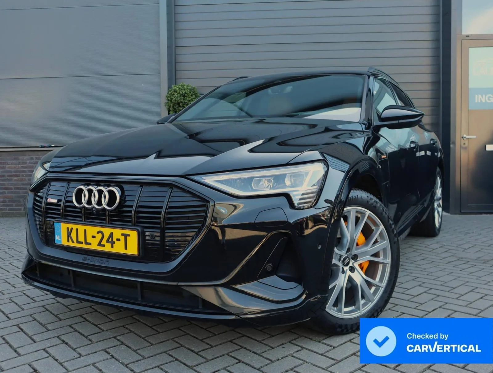 Audi e-tron (2020) — foto 1