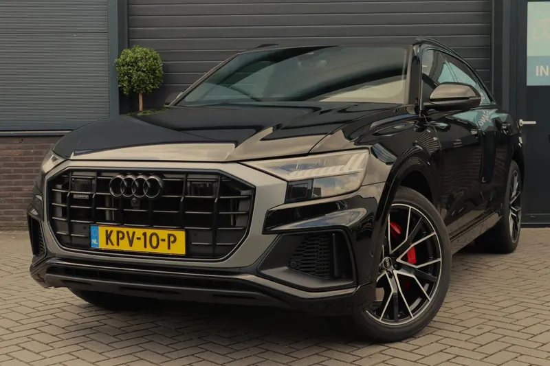 Audi Q8 (2022)