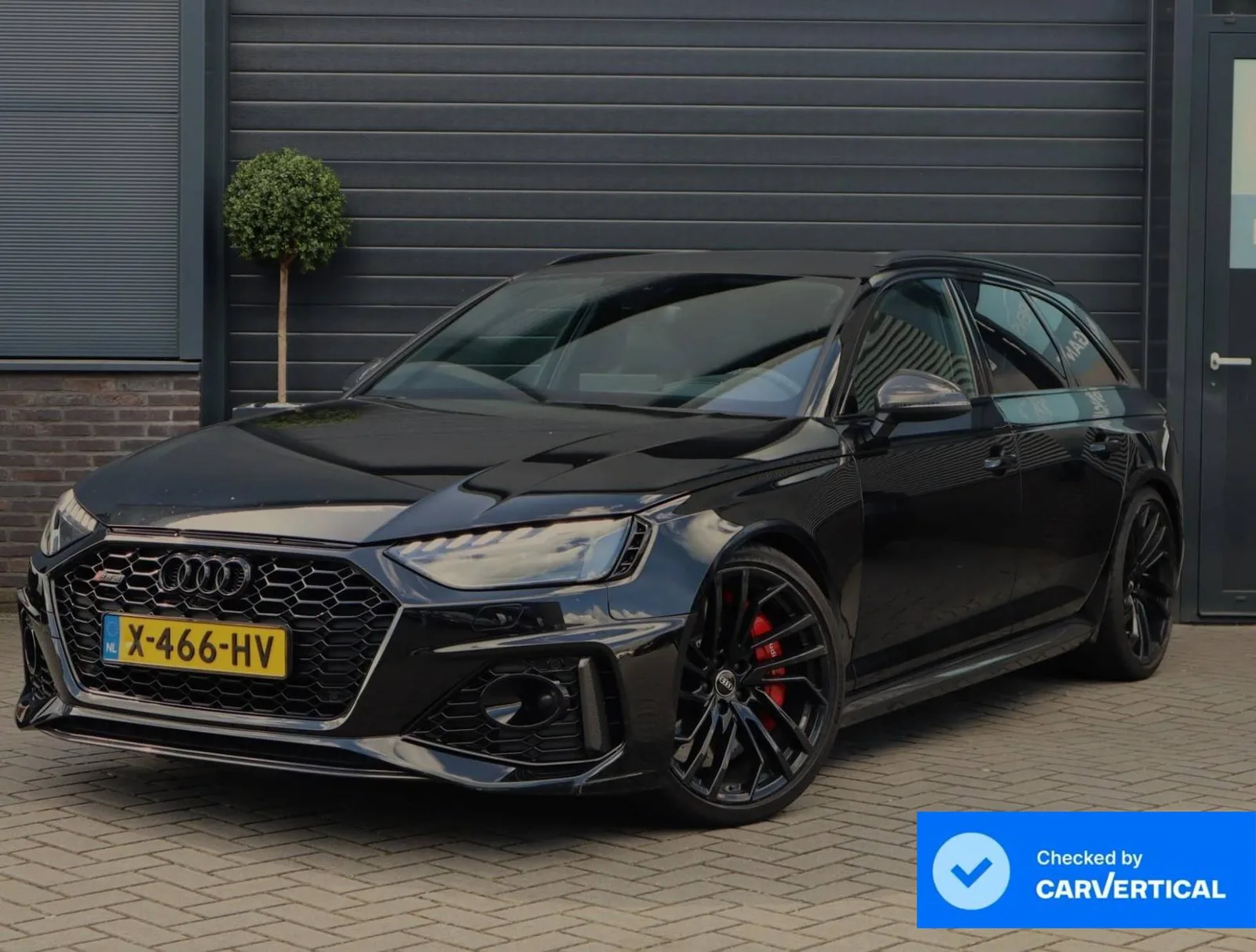 Audi RS4 (2020) — foto 1