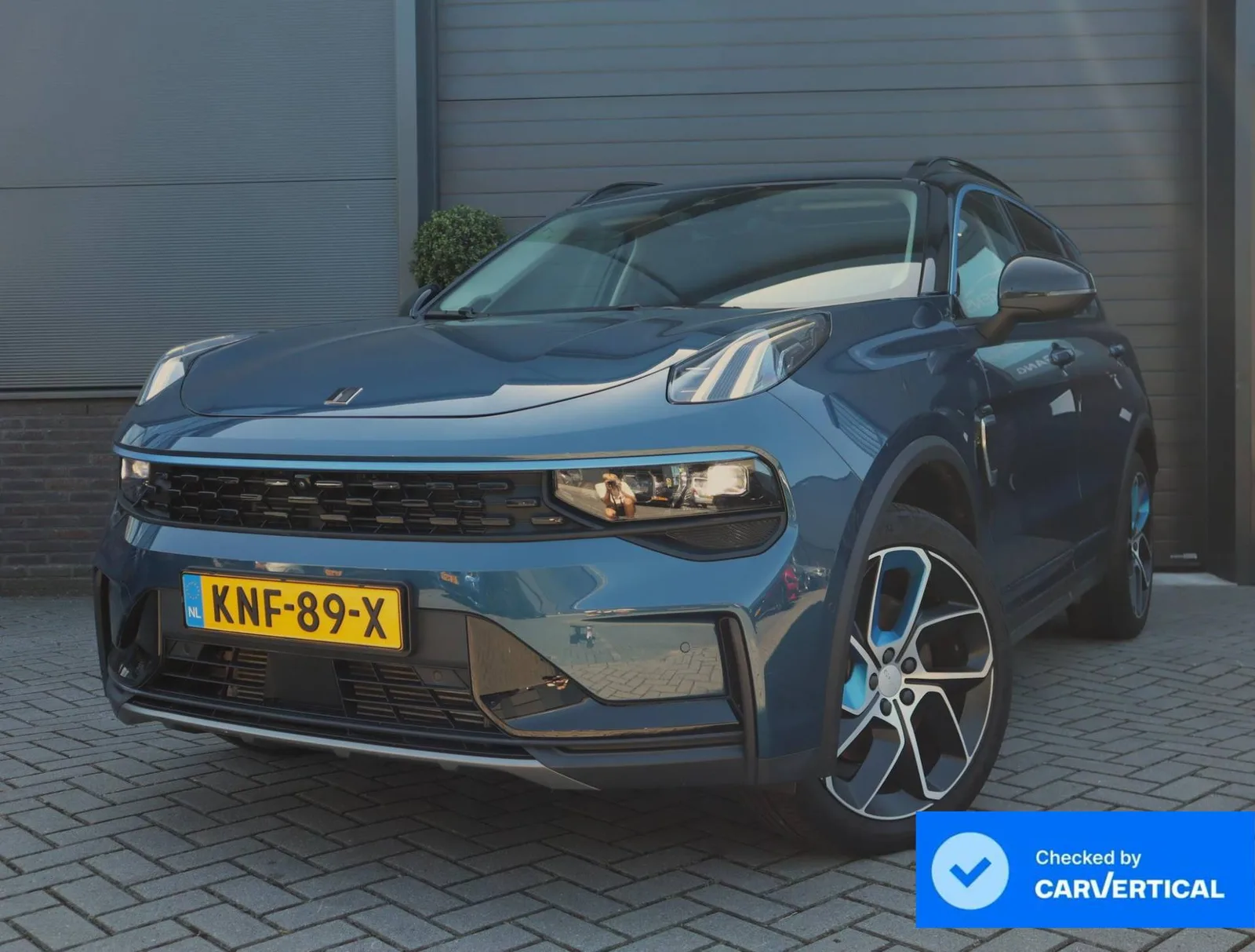Lynk & Co 01 (2022) — foto 1