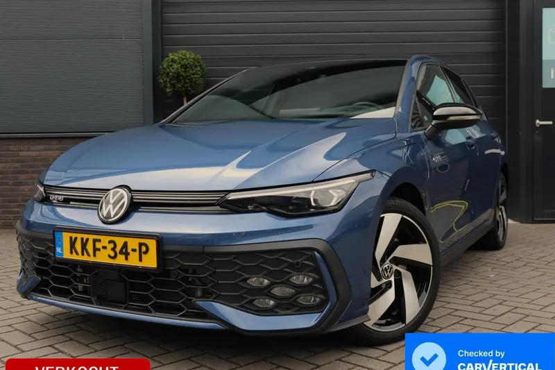 Volkswagen Golf (2025)