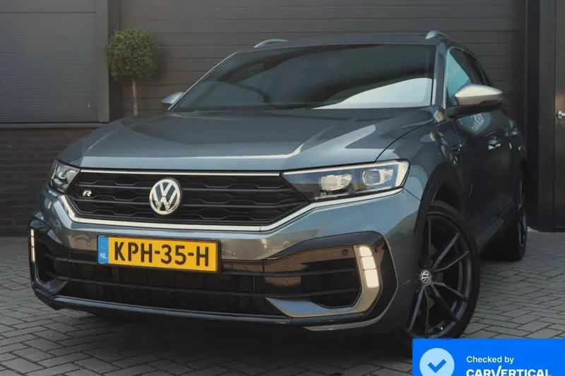 Volkswagen T-Roc (2020)