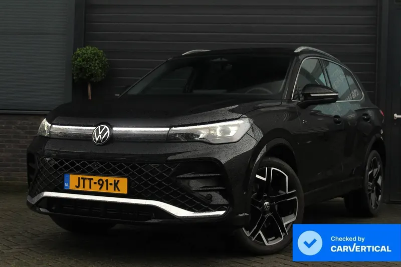 Volkswagen Tiguan (2025)