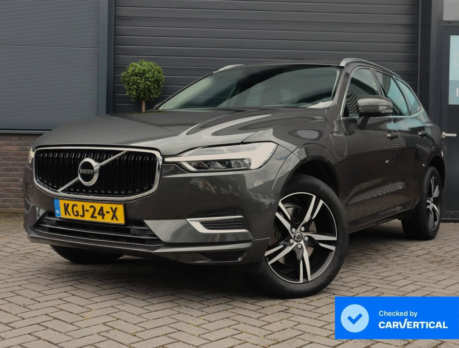 Volvo XC60 (2019) — foto 1