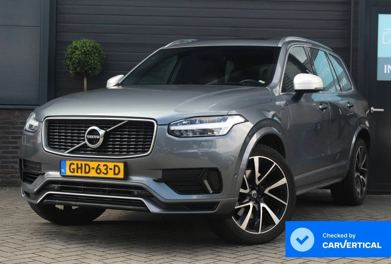 Volvo XC90 (2017) — foto 1