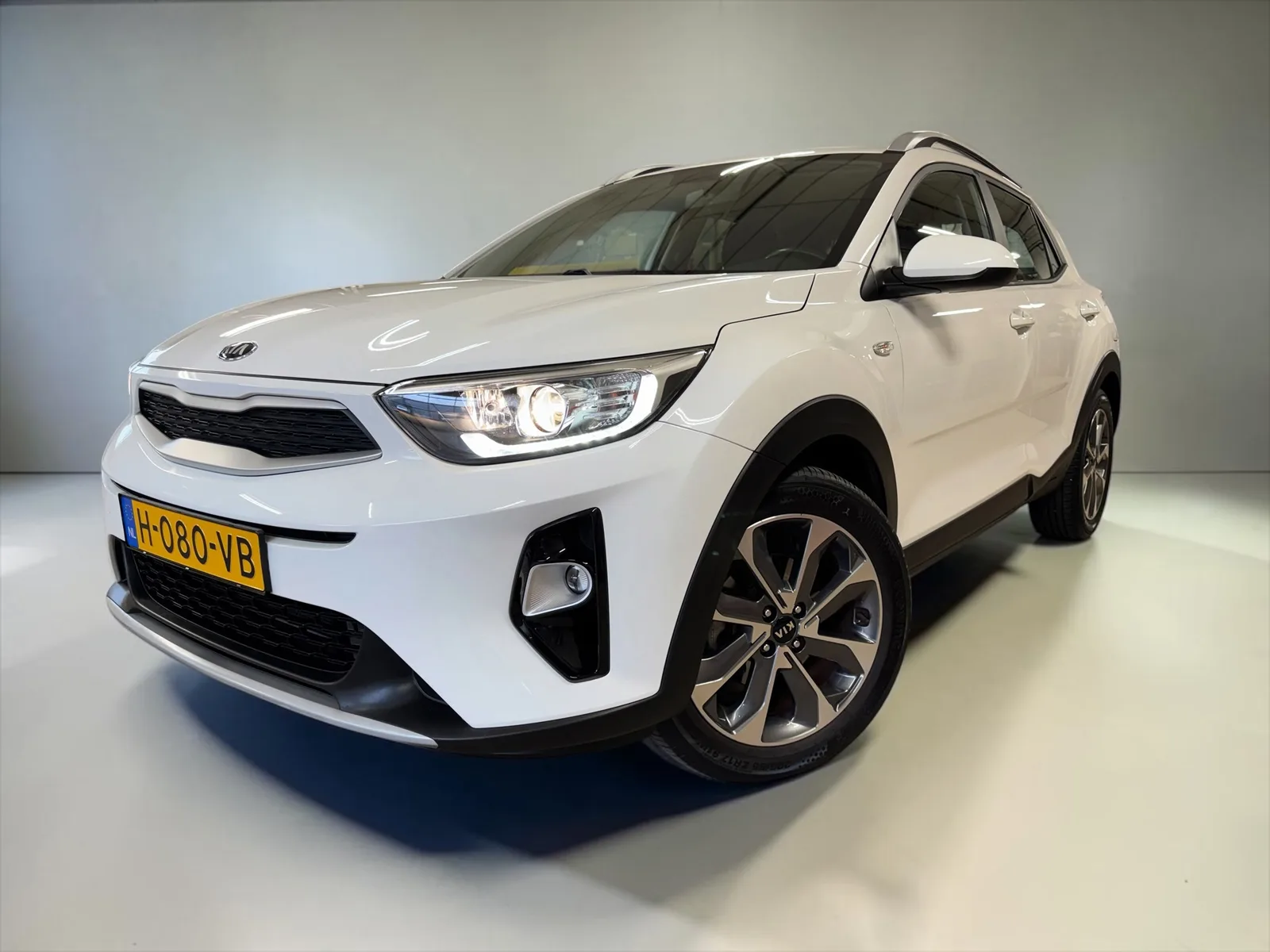 Kia Stonic (2020) — foto 1