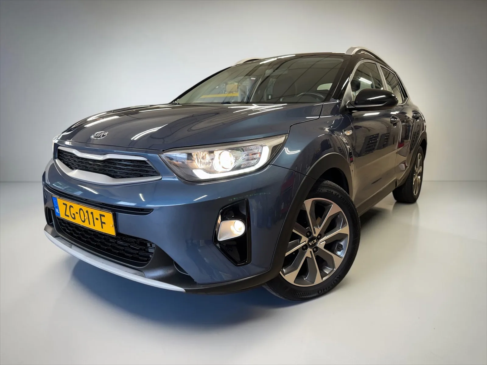 Kia Stonic (2019) — foto 1