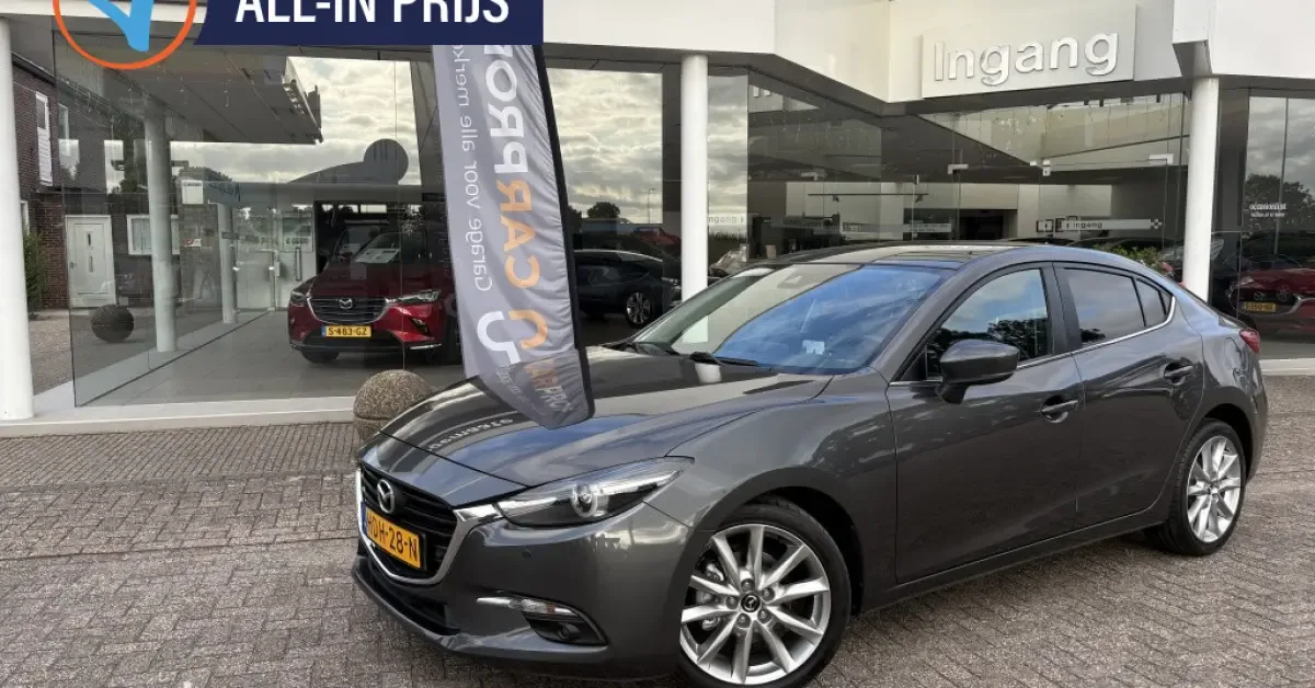 Mazda 3 (2017) — foto 1