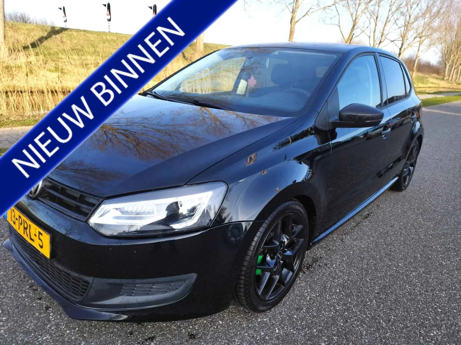 Volkswagen Polo (2011) — foto 1