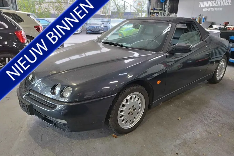 Alfa Romeo Spider (1997)