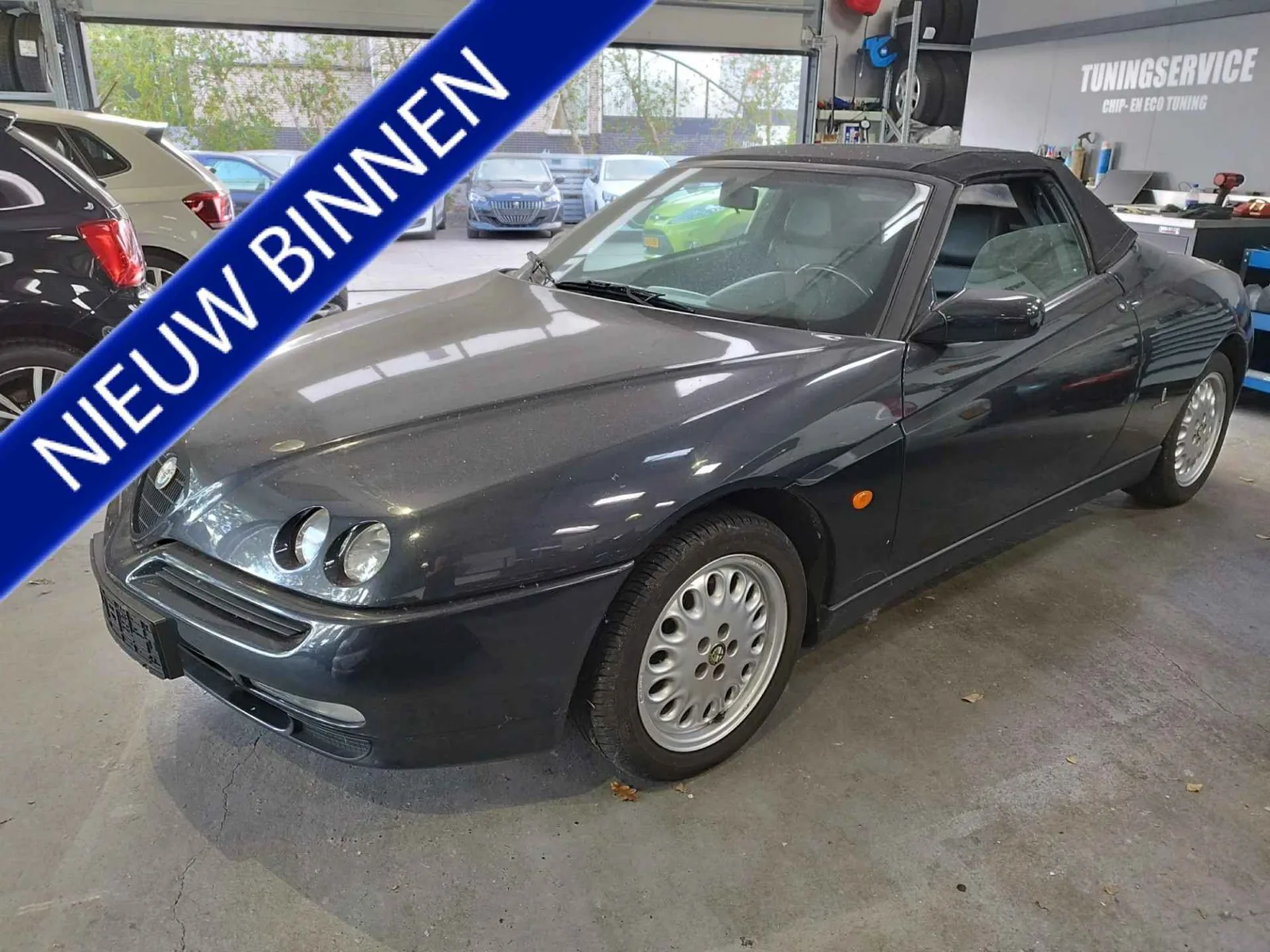 Alfa Romeo Spider (1997) — foto 1