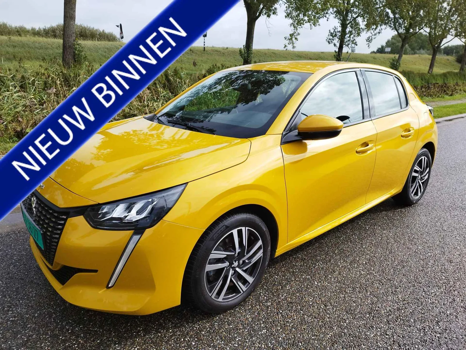 Peugeot 208 (2021) — foto 1