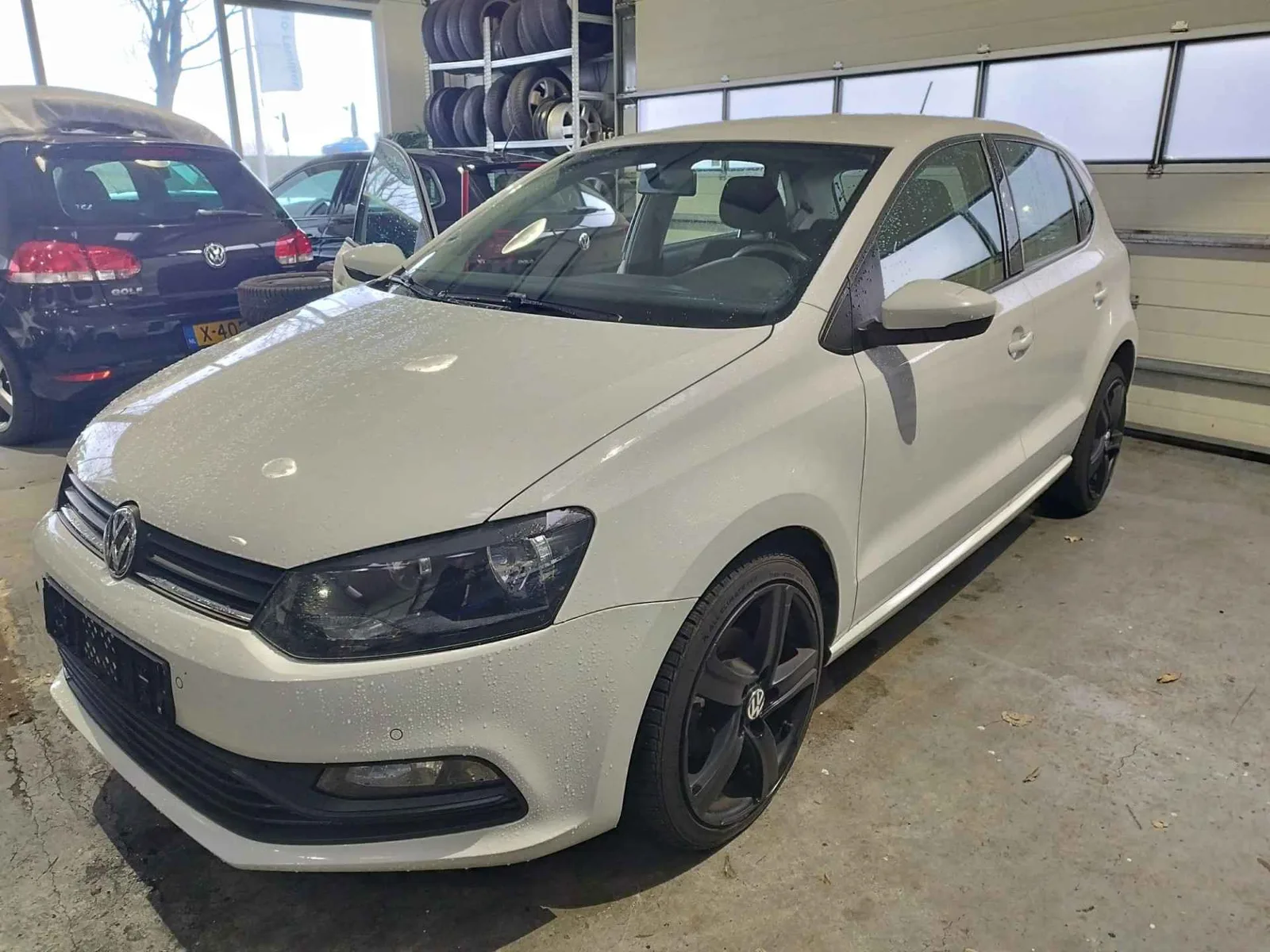 Volkswagen Polo (2015) — foto 1