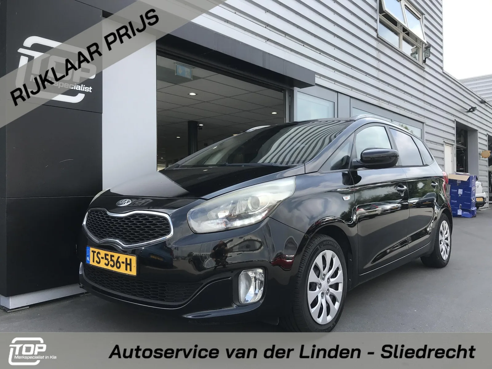 Kia Carens (2015) — foto 1