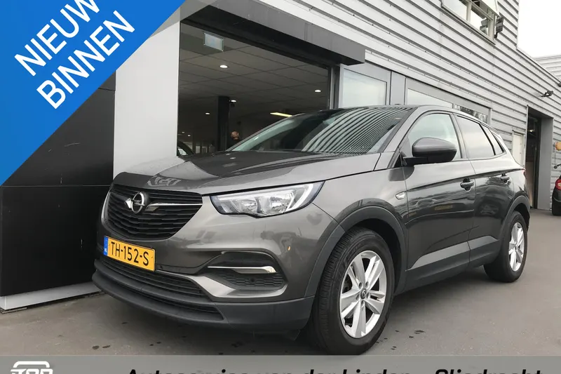 Opel Grandland X (2018)