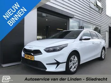 Kia Ceed (2022) — foto 1