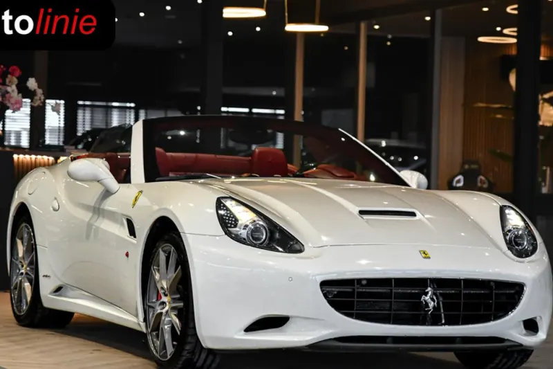 Ferrari California (2012)