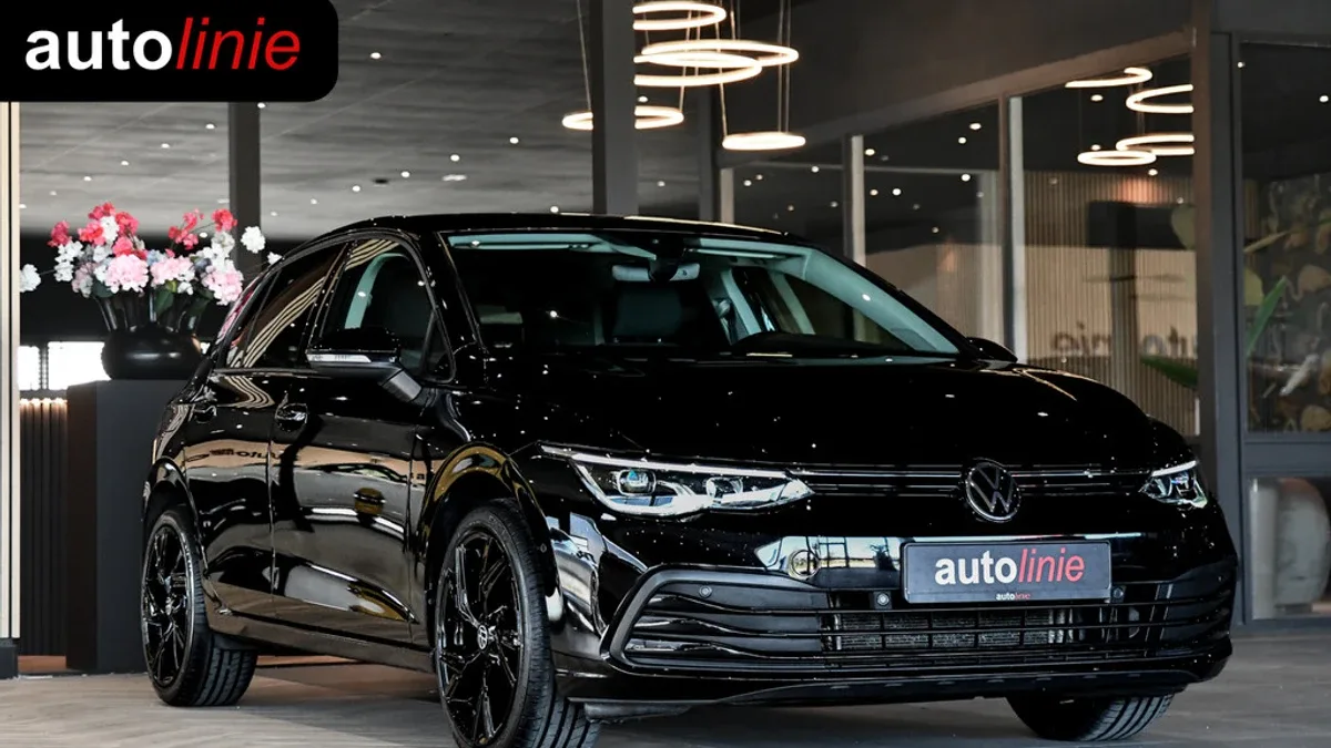 Volkswagen Golf (2021) — foto 1
