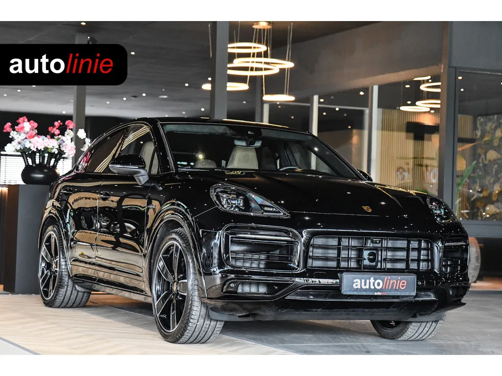 Porsche Cayenne (2023) — foto 1