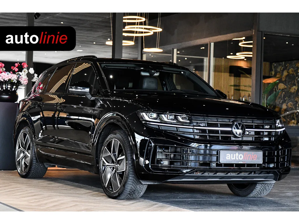 Volkswagen Touareg (2023) — foto 1