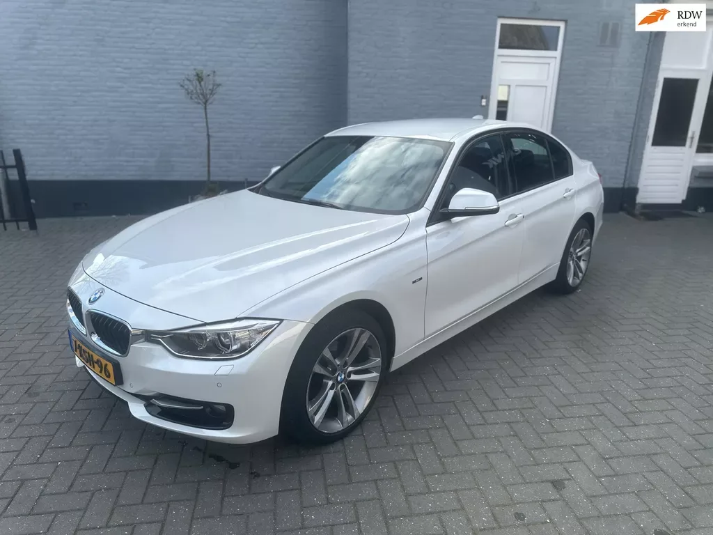 BMW 3-Serie (2013) — foto 1