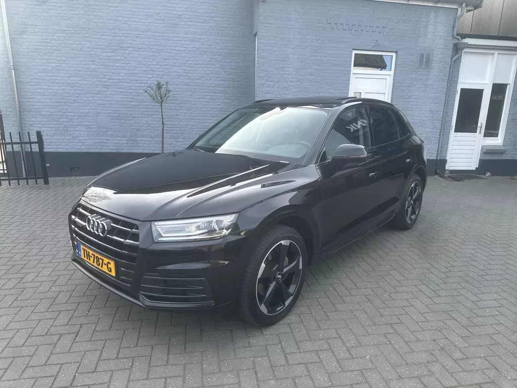 Audi Q5 (2018) — foto 1