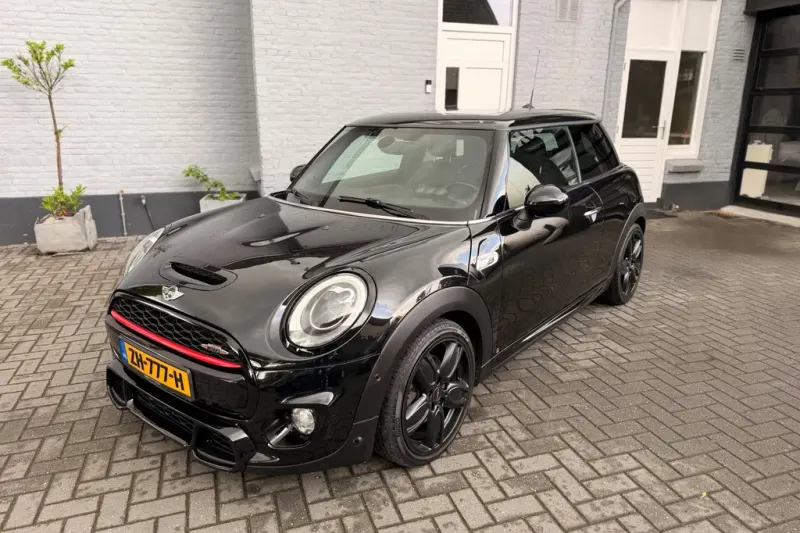 MINI Cooper S (2017)