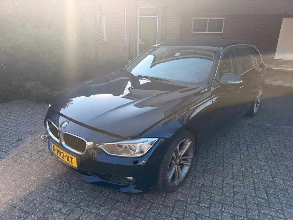 BMW 3-Serie (2013) — foto 1