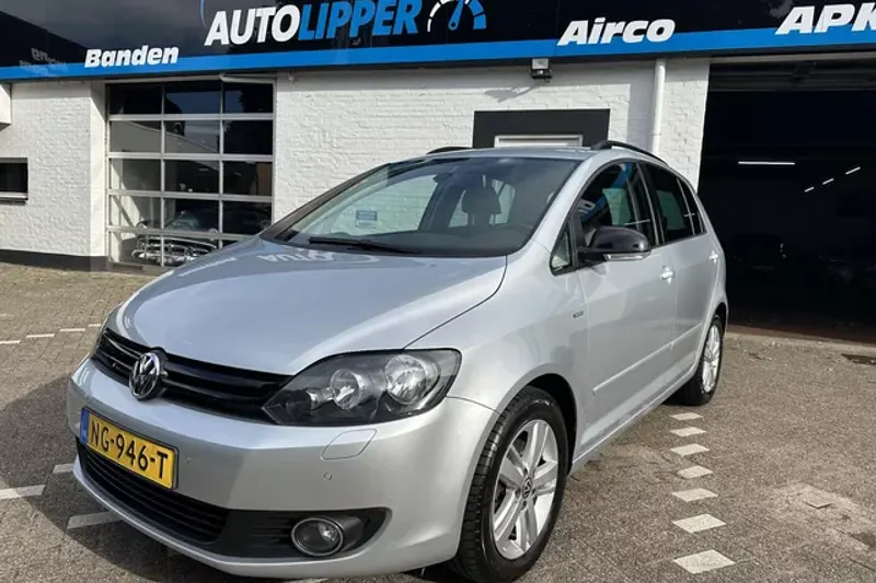 Volkswagen Golf (2012)