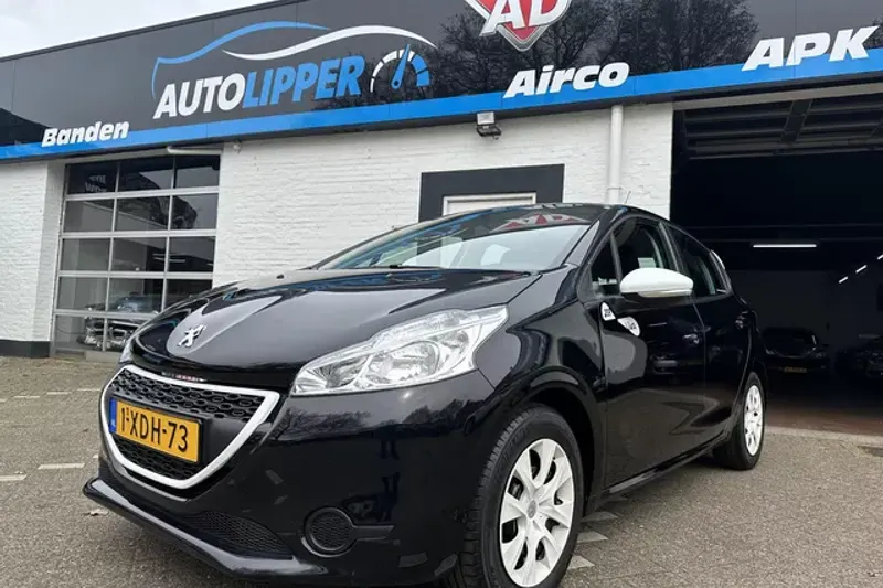 Peugeot 208 (2014)